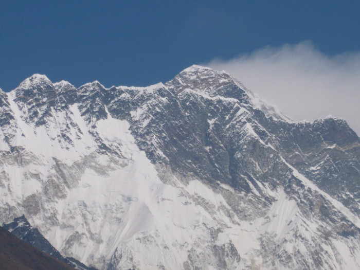 A zoomed in look at Everest