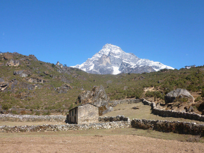 A building on the trail above Namche Bazaar and below Khunde