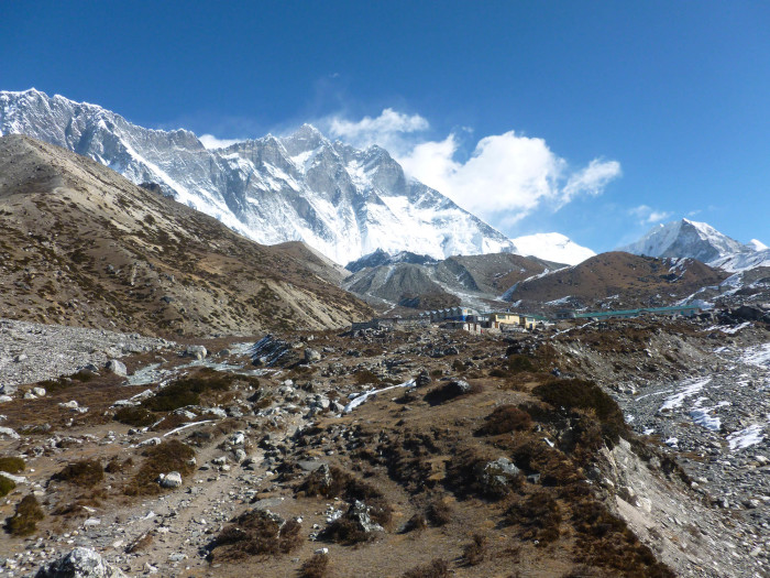 First look at the village of Chukhung