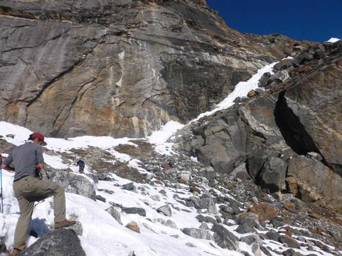 The hidden snowy ramp that guards access to Cho La. We scrambled up the rocks next to the snow.