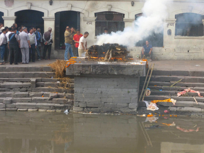 A closer look at one of the Pashupatinath cremations