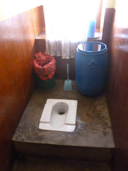 The toilet in Chukhung. Pretty nice.