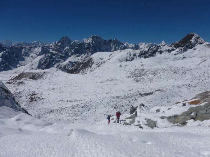 The view west from the pass of Cho La.