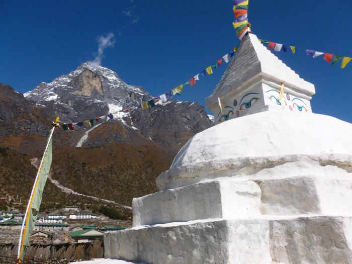 A small stupda in Khunde