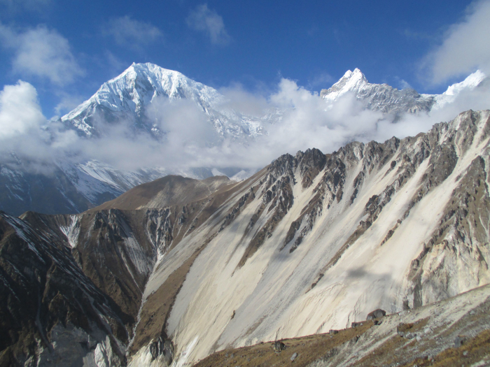 Langtang Lirung looming over Kyanjin Ri.